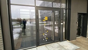 Остекление жилого дома в ЖК "Вершина"